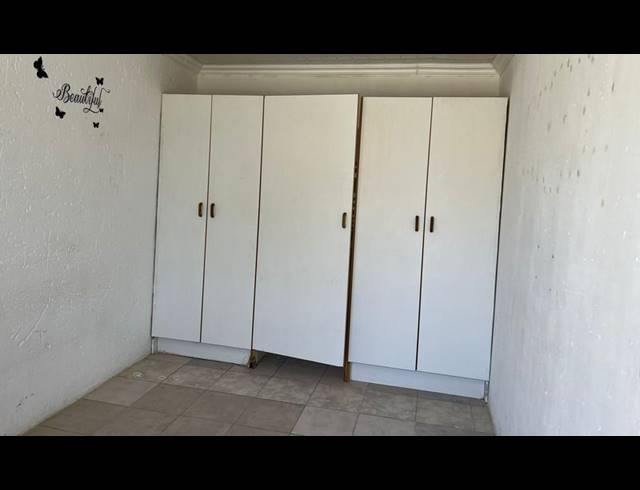 1 BEDROOM PROPERTY TO RENT IN BONAERO PARK